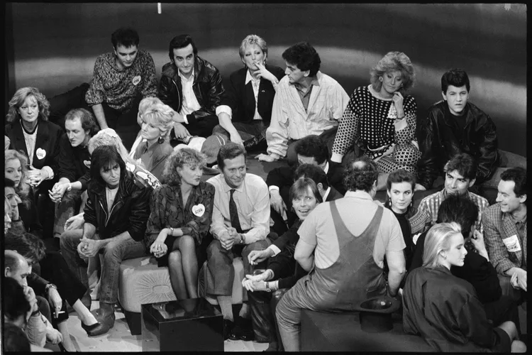 Show télévisé sur TF1 avec l'humoriste Coluche et de nombreuses personnalité en 1986