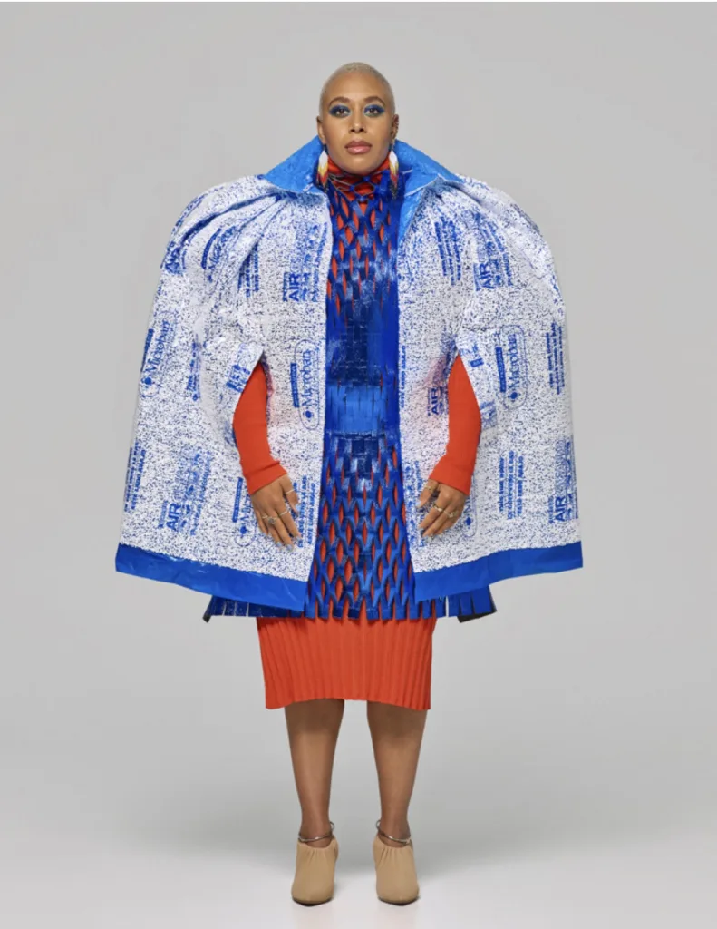 CAROLINE MONNET Aïcha, Série Ikwewak (Femmes), 2022. CAROLINE MONNET Aïcha, Série Ikwewak (Femmes), 2022.