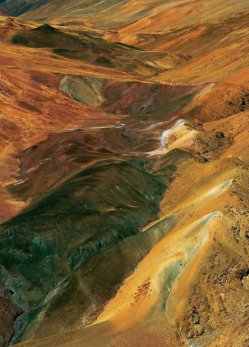 Lumière par Matthieu Ricard à la galerie Françoise Livinec, du 10 octobre au 15 novembre 2025 Lumière par Matthieu Ricard à la galerie Françoise Livinec, du 10 octobre au 15 novembre 2025