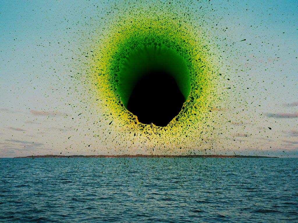 Soleil vert, de la série L’Île naufragée, 2024 © Richard Pak