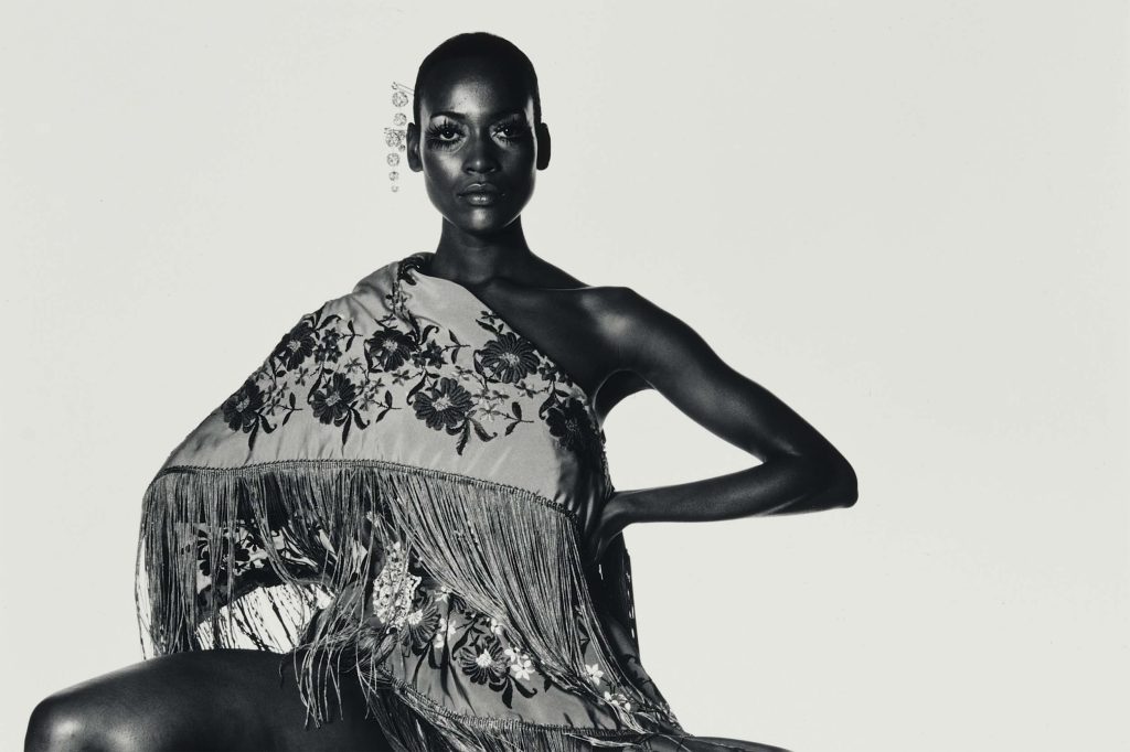 Naomi Sims photographiée par Irving Penn à New York vers 1969